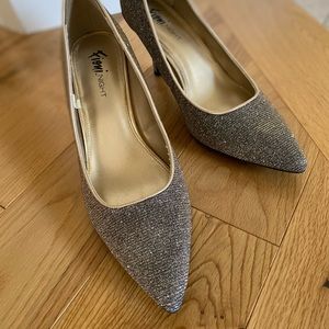 Fioni metallic heels, size 10